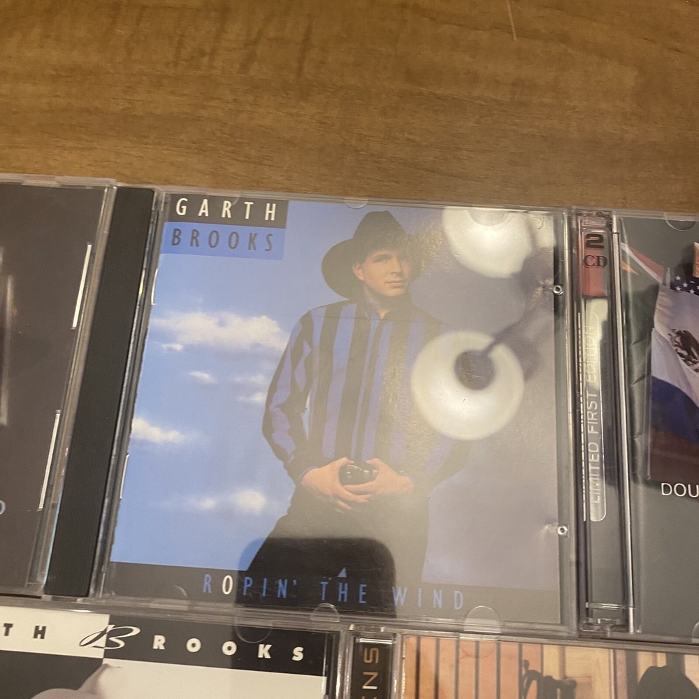GARTH BROOKS MIXED LOT OF 5 CDs - Picture 4 of 6